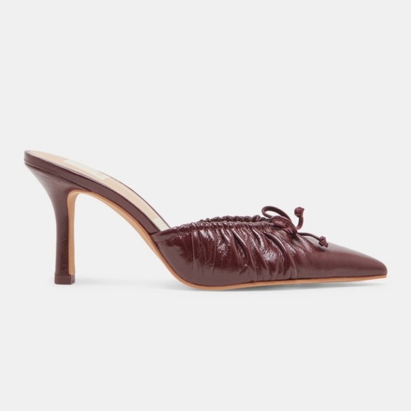 *NEW* Dolce Vita Kairi Cranberry Crinkle Patent Sandal Heels - Picture 8 of 13